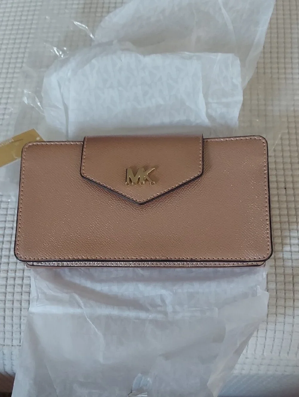 Michael Kors Tan Shimmer Phone Wallet/Small Crossbody with Gold MK Emblem